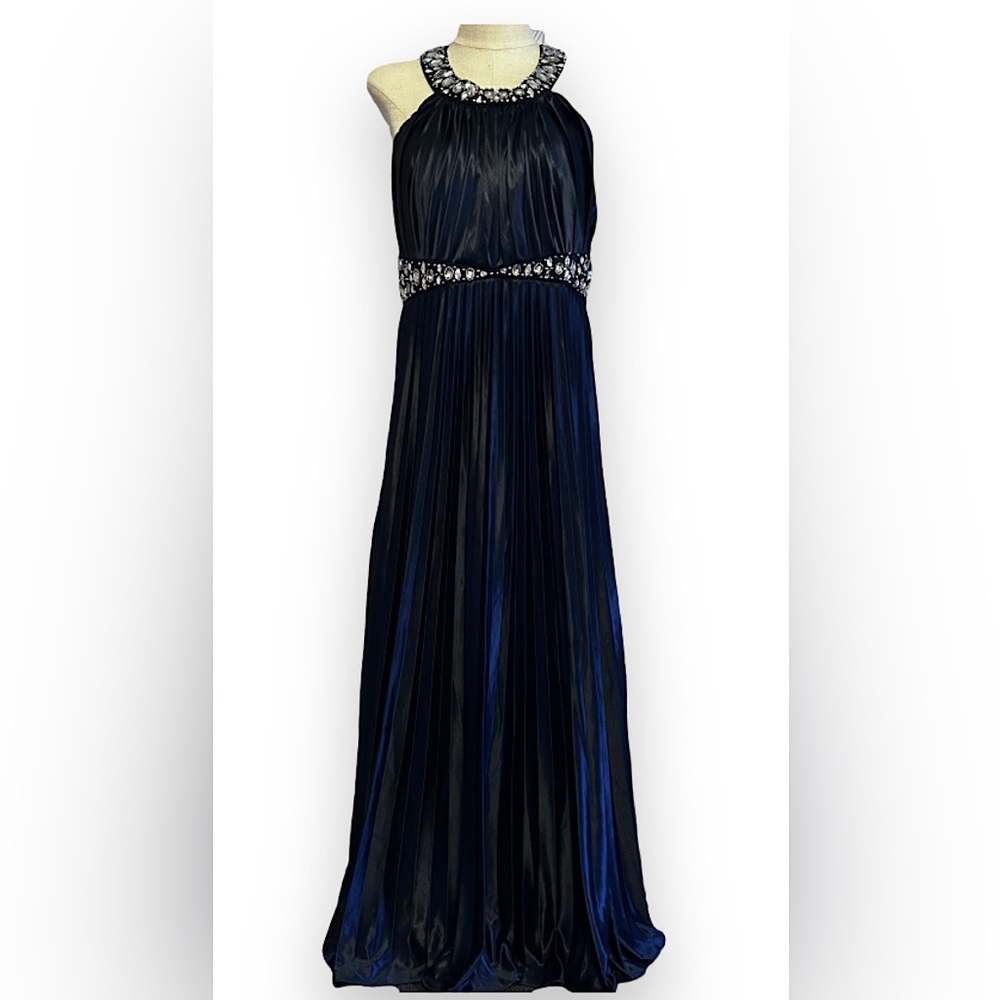 Seguin Hearts navy blue prom dress